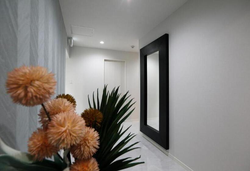 דירת חדר, コンドミニアムharu 那覇県庁前 201