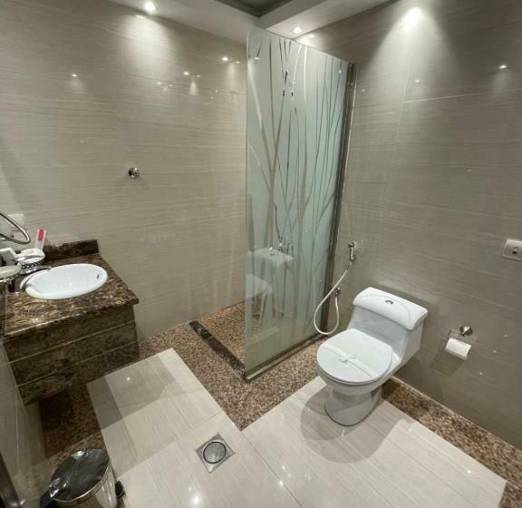 דירת חדר, شقة فاخرة بالخبر  حي الحمراء