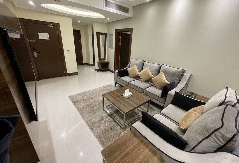 דירת שני חדרים, شقة فاخرة بالخبر  حي الحمراء