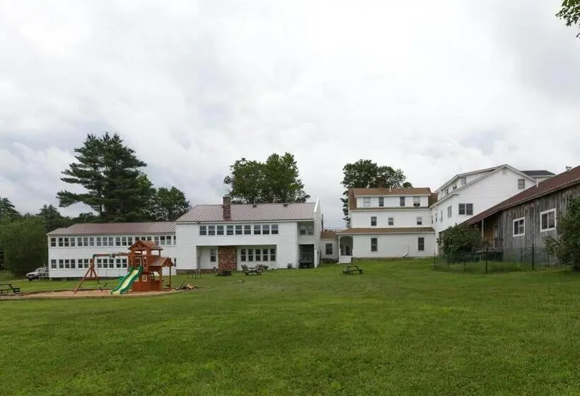 キングサイズベッドのデラックスルーム, Lake Shore Farm Inn