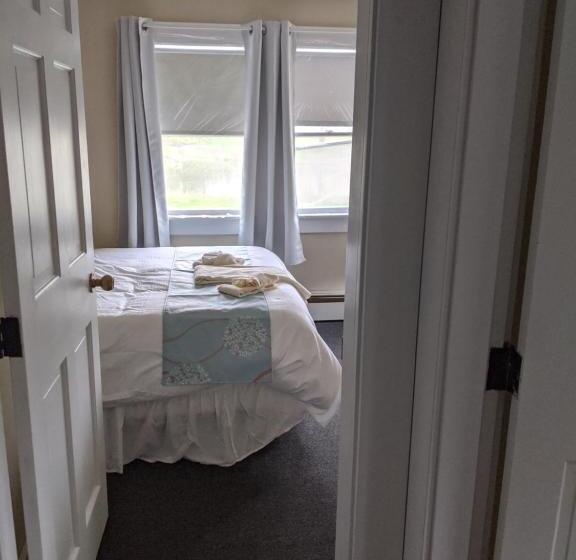 家庭套房, Lake Shore Farm Inn