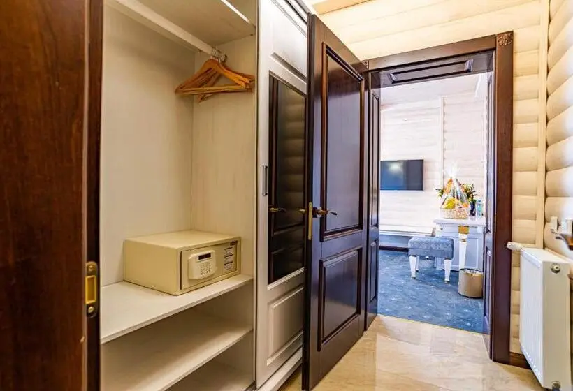 デラックスルーム, Marion Spa Hotel & Spa   Renovation   Rooms, Spa Area, Swimming Pool, Reception, Restaurant, Lounge