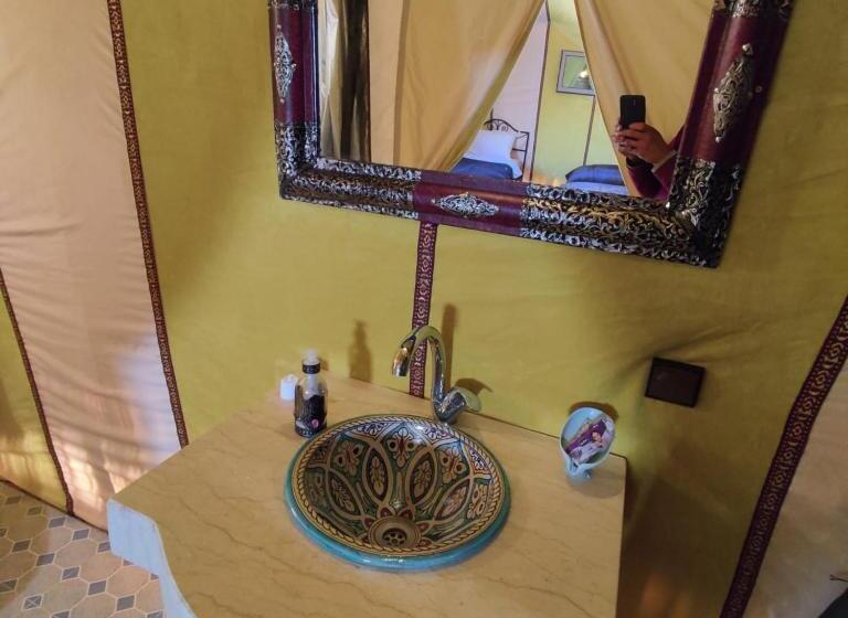 اتاق لوکس, Merzouga Family Luxury Camp