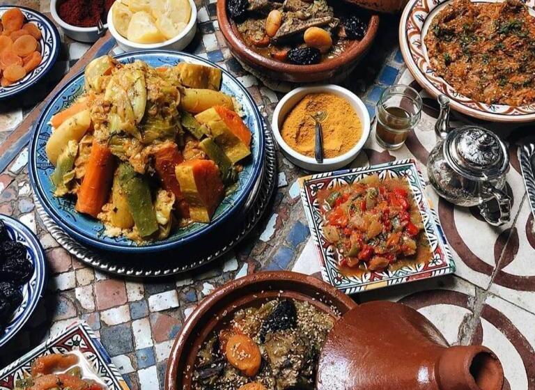 اتاق لوکس خانوادگی, Merzouga Family Luxury Camp