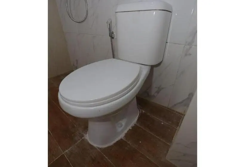スタンダードルーム, Oyo Life 2709 Kost Cirendeu