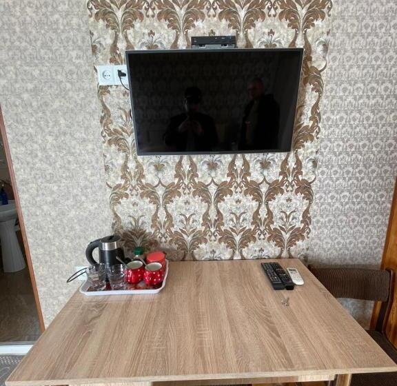 اتاق استاندارد با بالکن, Elco