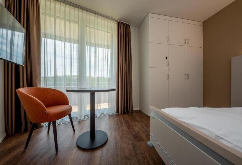 חדר סטנדרט יחיד, Pflegehotel Sutz Lattrigen