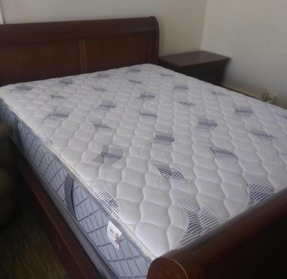 Номер Стандарт, The Ohio Motel