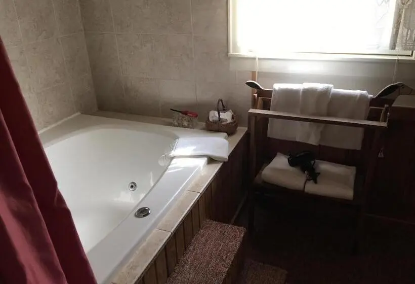 デラックススイート, River House Inn