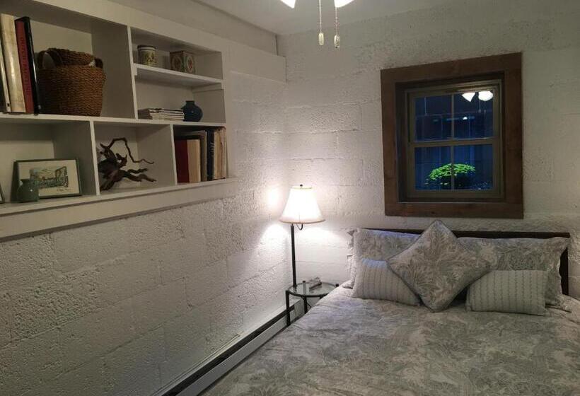 1ベッドルームのデラックスアパートメント, River House Inn