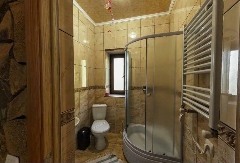 اتاق استاندارد با تراس, Chalet Vedmezhe