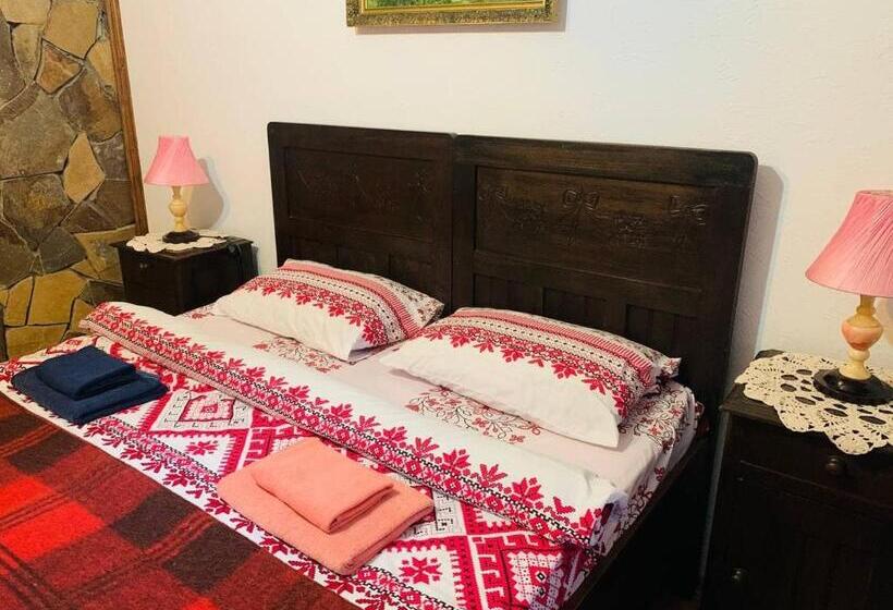 اتاق استاندارد با تراس, Chalet Vedmezhe