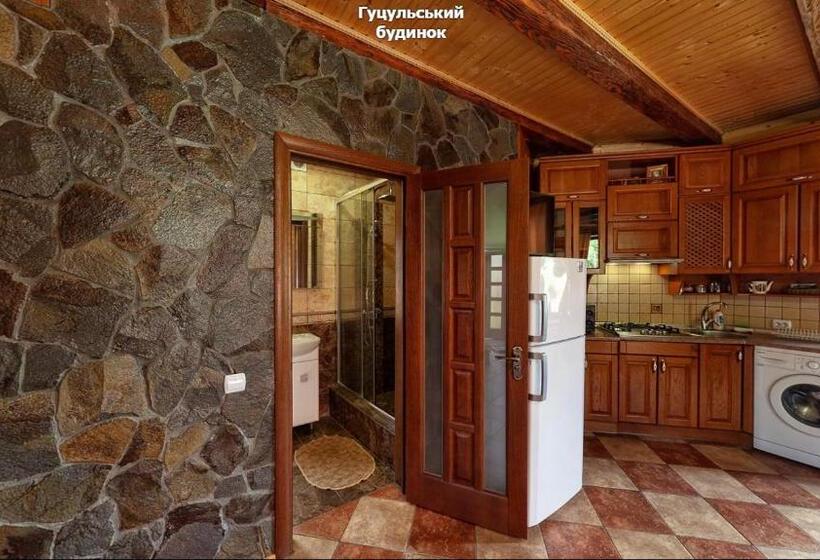 خانه 1 خوابه, Chalet Vedmezhe