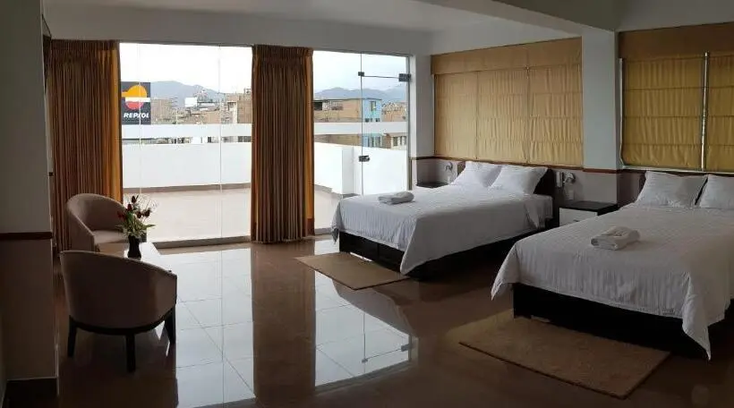 ファミリールーム, Costa Riviera