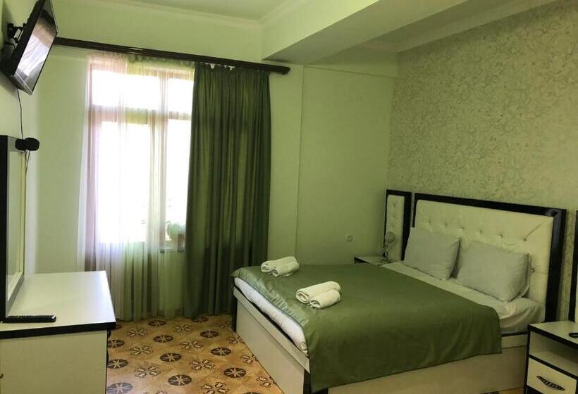 スタンダードルーム, Dzorak