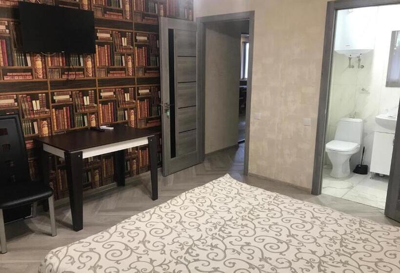 اتاق استاندارد, Kryve Ozero