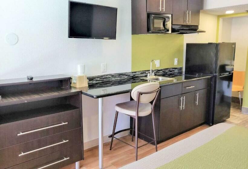 Quarto Deluxe Cama King, Studio 6 Fresno, Ca   Extended Stay