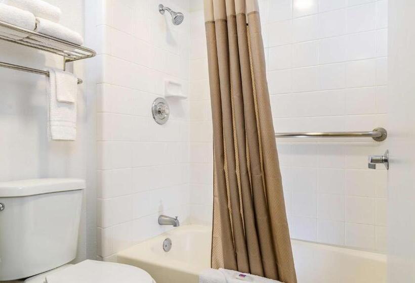 身障者適用スタンダードルーム, Studio 6 Fresno, Ca   Extended Stay