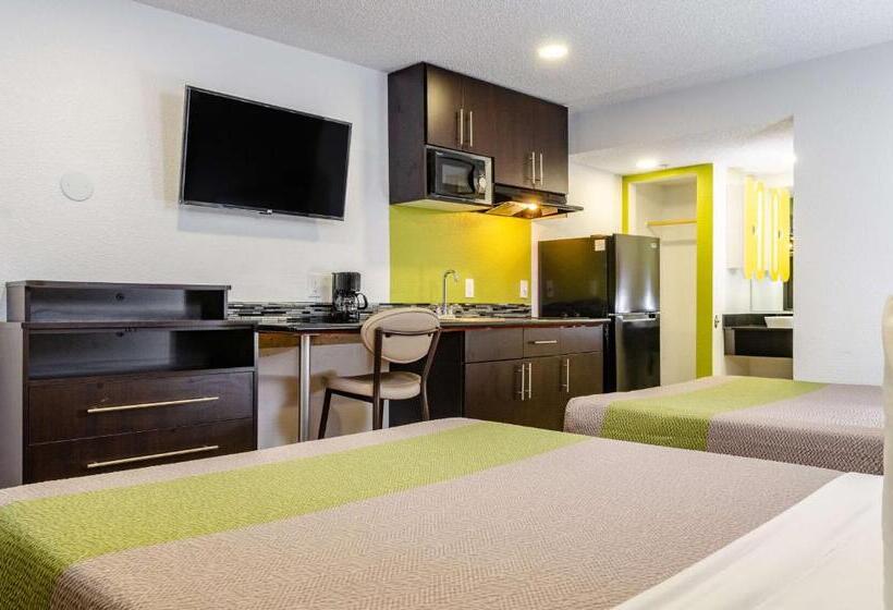 身障者適用スタンダードルーム, Studio 6 Fresno, Ca   Extended Stay