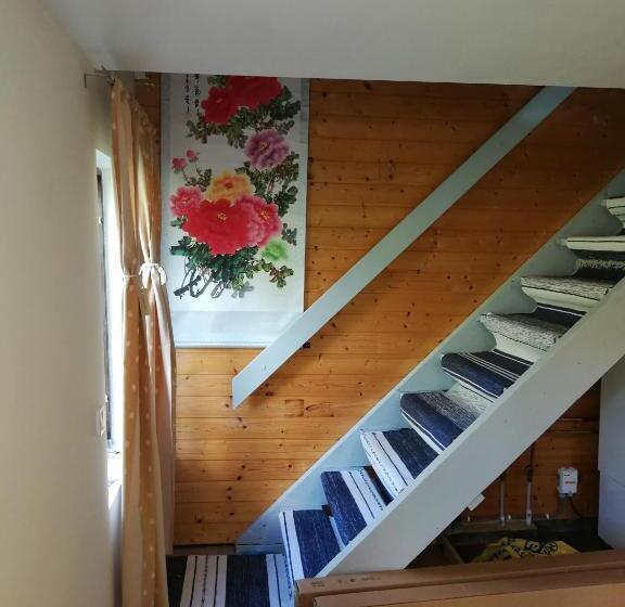 חדר סטנדרט לשלושה, Lin's B&b