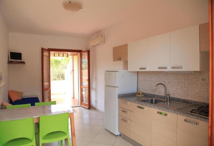 آپارتمان 1 خوابه با چشم‌انداز باغ, Lido Azzurro Residence