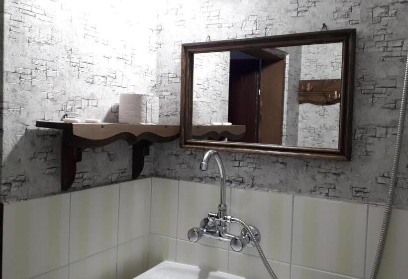 חדר סטנדרט, Babinata Kashta Srebarna