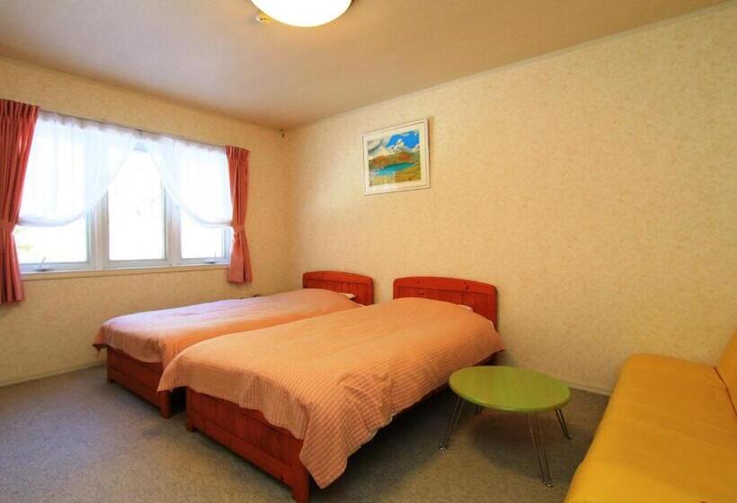 غرفة قياسية ثلاثية, Pension Himawari