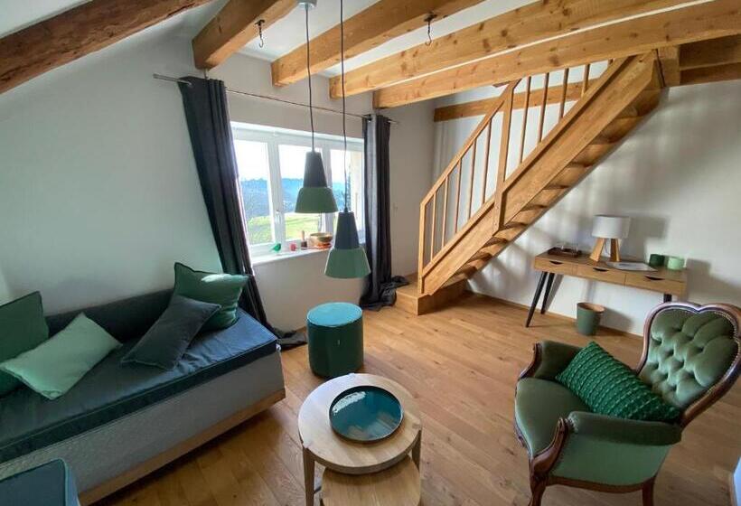 غرفة قياسية, Espace Entre Ciel Et Terre