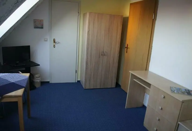 Standard Yhden Hengen Huone, Draschwitz