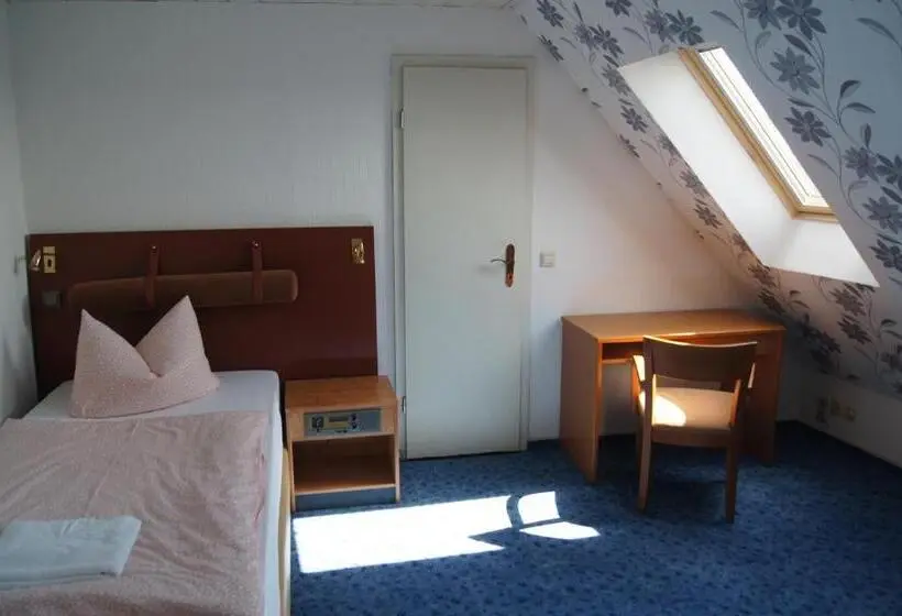 Standard Yhden Hengen Huone, Draschwitz