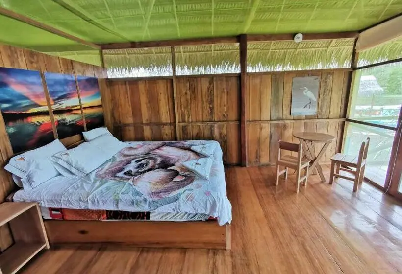 キングサイズベッドのスタンダードルーム, Grand Amazon Lodge And Tours   All Inclusive