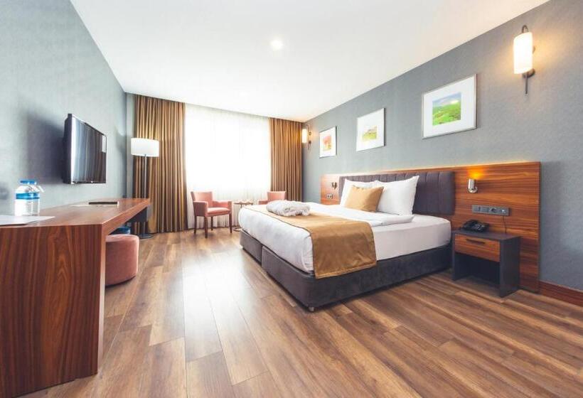 스위트 킹사이즈 침대, Hilas Thermal Resort Spa & Aqua