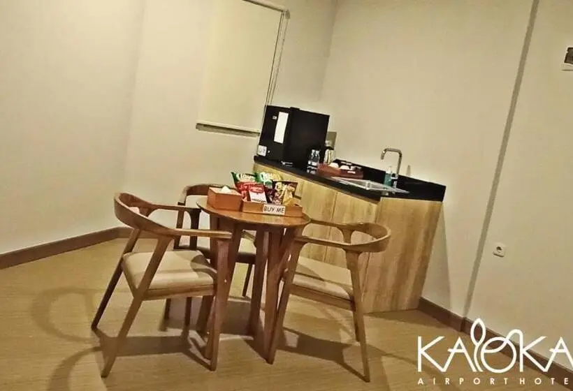 ジュニアスイート, Kaloka Airport