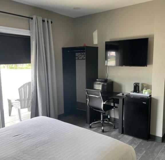 Номер Стандарт с Балконом, Motel Hotelia