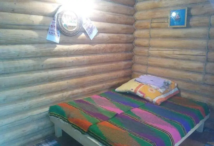 ファミリールーム, під горбком