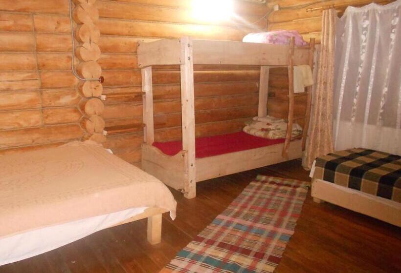 Семейный Номер, під горбком