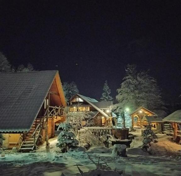 Номер Стандарт, під горбком