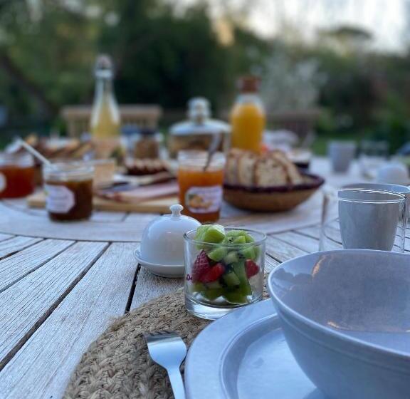 ガーデンビュースタンダードルーム, Chambres D’hôtes Du Presbytère