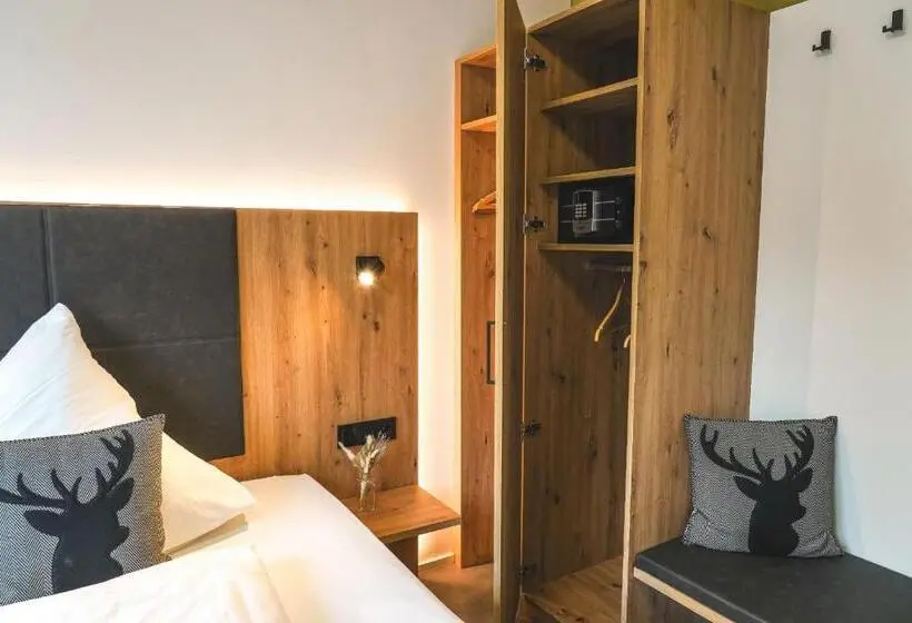Standard Yhden Hengen Huone, Landgasthof Waldeck