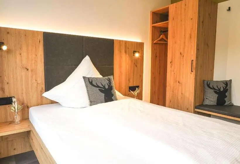 Standard Yhden Hengen Huone, Landgasthof Waldeck