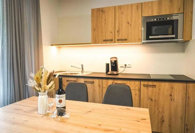 Huoneisto 1 Makuuhuone, Landgasthof Waldeck