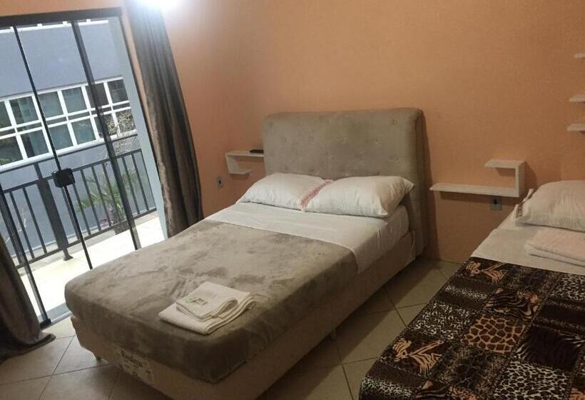 家庭间, Pousada Leitzke