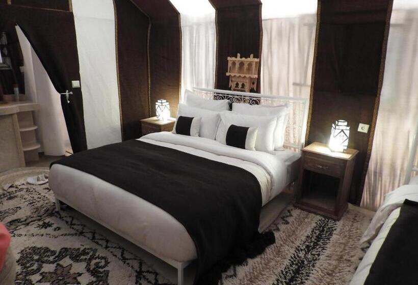 اتاق استاندارد, Sleeping In A Tent In Merzouga Desert !