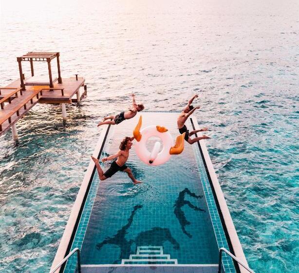 ویلای لوکس 1 خوابه, Angsana Velavaru   15 Percent Off On Return Sea Plane Transfers, Bookings & Stays Between 27 Dec 202