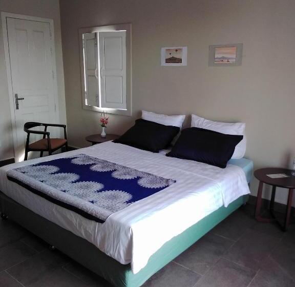 Номер Стандарт Вид на Бассейн, Koh Ker Hotel And Restaurant
