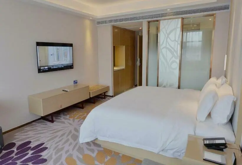 キングサイズベッドのデラックスルーム, Lavande Hotel Xingyi Jushan Avenue