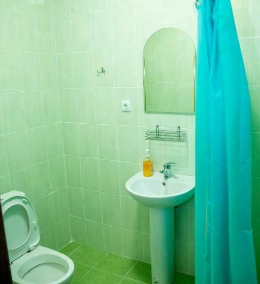 اتاق استاندارد یک نفره, готель гайсин ресторан