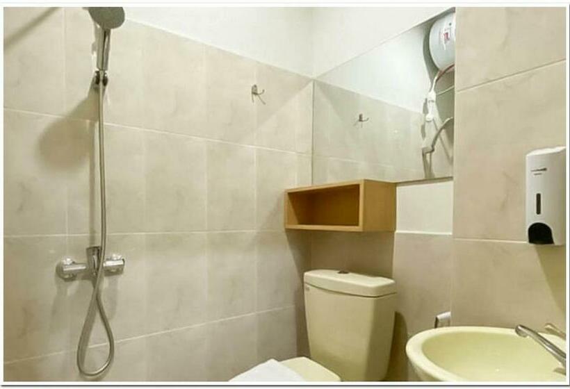 غرفة قياسية, Reddoorz @ Darmo Surabaya