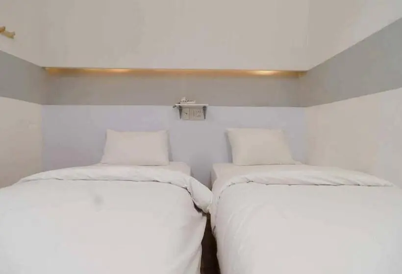 デラックスルーム, Jotel Guest House Mitra Reddoorz