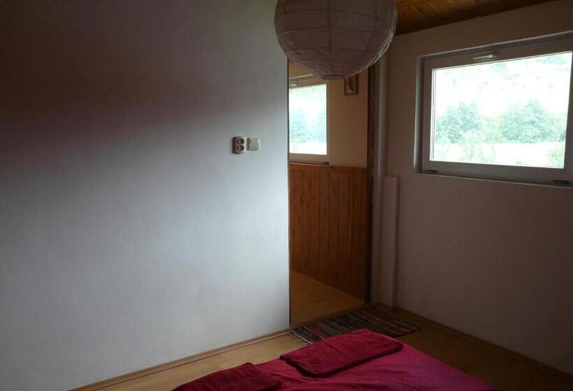 غرفة قياسية, Mi Ri Balance Vendégház